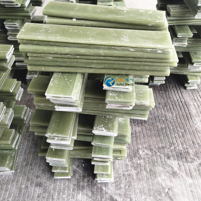 高強(qiáng)度U型絕緣板 (2).jpg